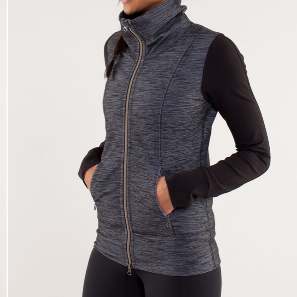 Lululemon Daily Yoga Jacket Reversible Size 12